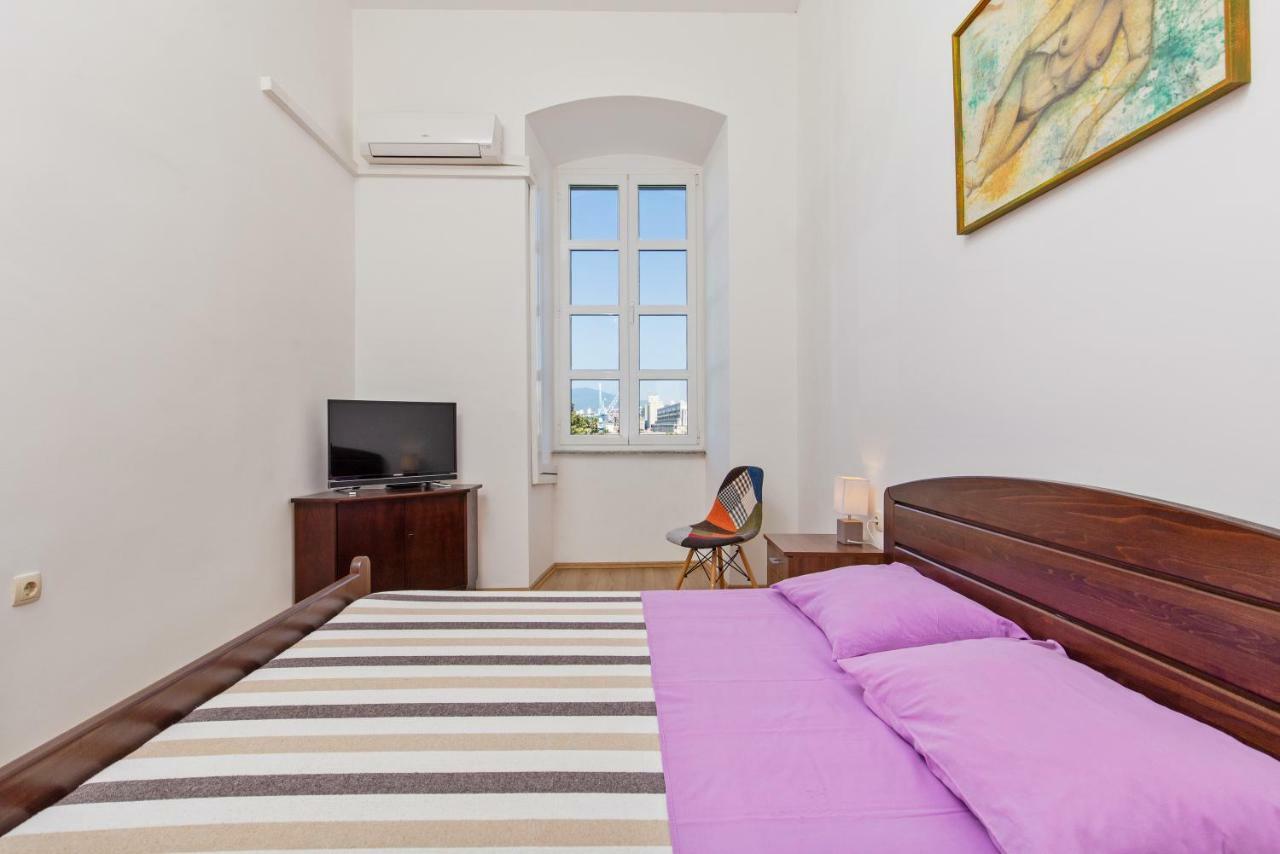 Apartment Mia Rijeka Exterior foto