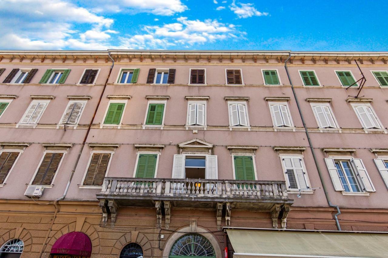 Apartment Mia Rijeka Exterior foto
